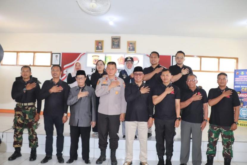 Kegiatan peluncuran pencanangan Kampung Bebas Narkoba di Kelurahan Sukakarya, Kecamatan Warudoyong, Kota Sukabumi, Jawa Barat, Jumat (18/8/2023).