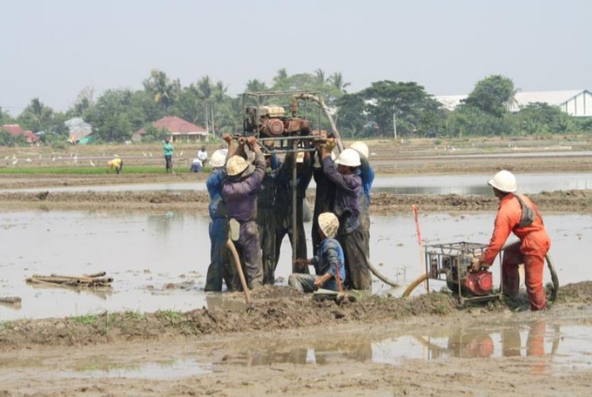 kegiatan pemboran untuk survei seismik