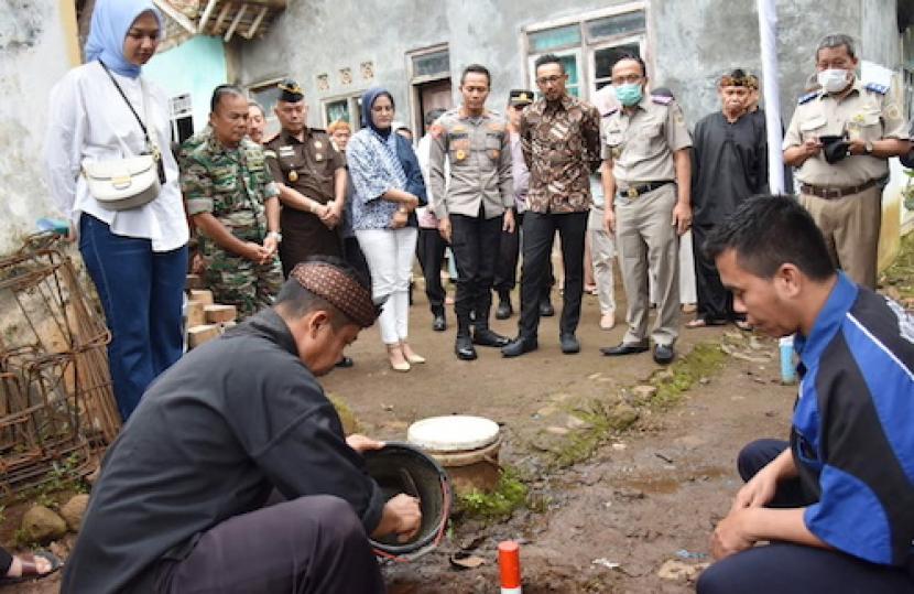 Kegiatan Pencanangan Gerakan Masyarakat Pemasangan Tanda Batas (Gemapatas) di Kabupaten Kuningan, Jawa Barat, Jumat (3/2/2023). 