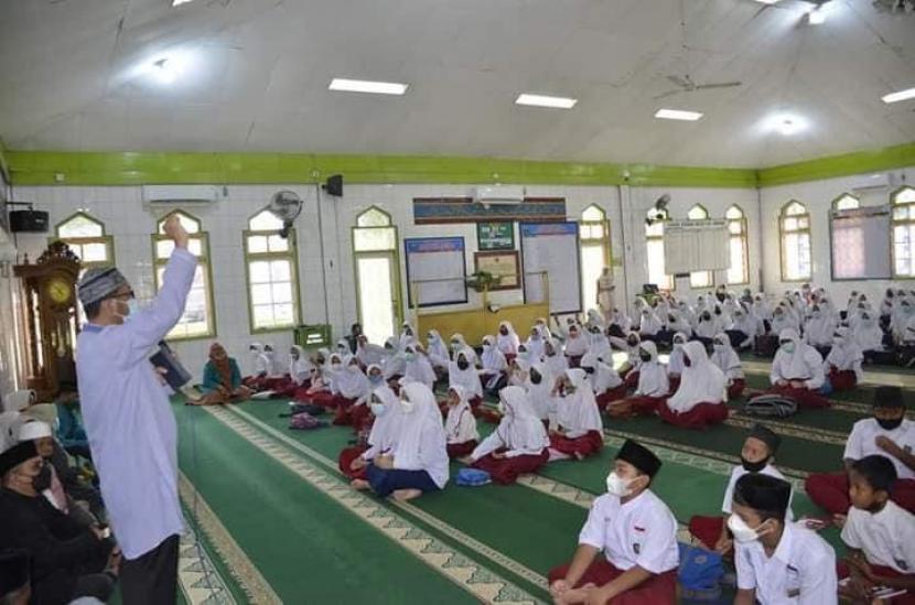 Kegiatan Pesantren Ramadhan di Kota Padang