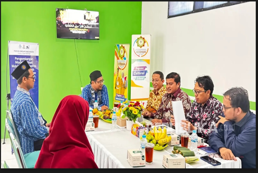 Riset UNIDA Gontor Kembangkan Aplikasi AI untuk Pembelajaran Bahasa Arab Adaptif