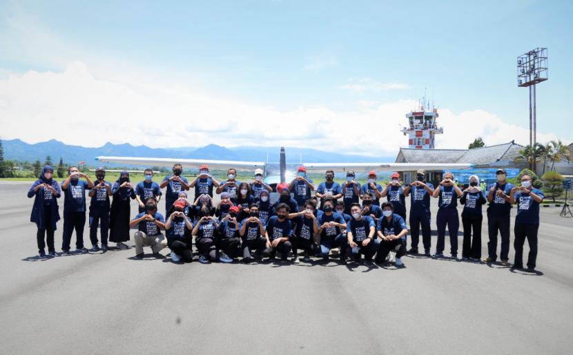 Kegiatan Unit Kegiatan Mahasiswa (UKM) Biru Flying Club Universitas Muhammadiyah Malang (UMM) diluncurkan di Apron Pangkalan Udara (Lanud) Abd Saleh, Malang, Selasa (22/2/2022). 