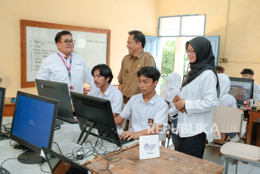 Kelas Cerdas Digital Digelar untuk Tingkatkan Literasi Digital Siswa dan Guru di Indramayu