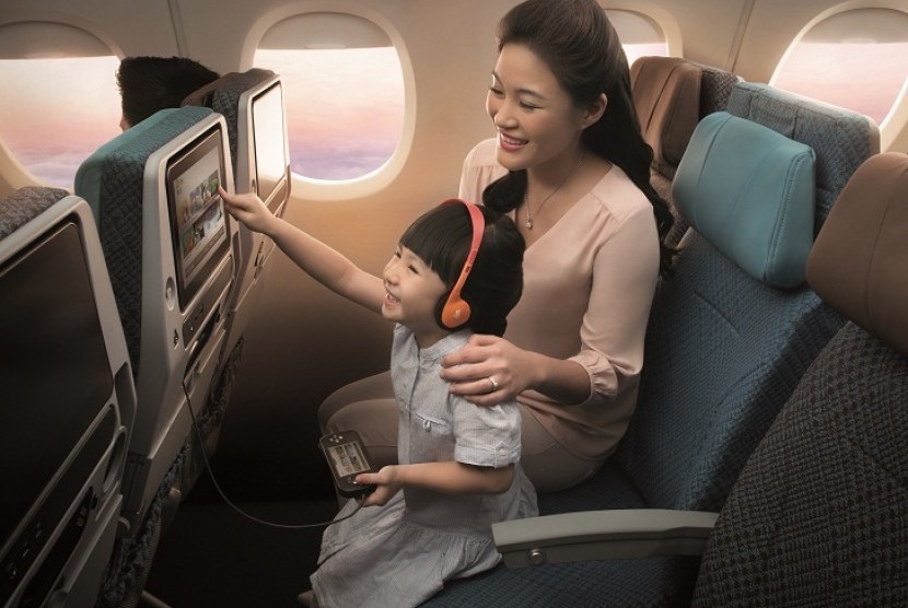 Kelas premium ekonomi akan diperkenalkan secara bertahap pada sejumlah armada Singapore Airlines dan bisa dinikmati mulai Agustus 2015.