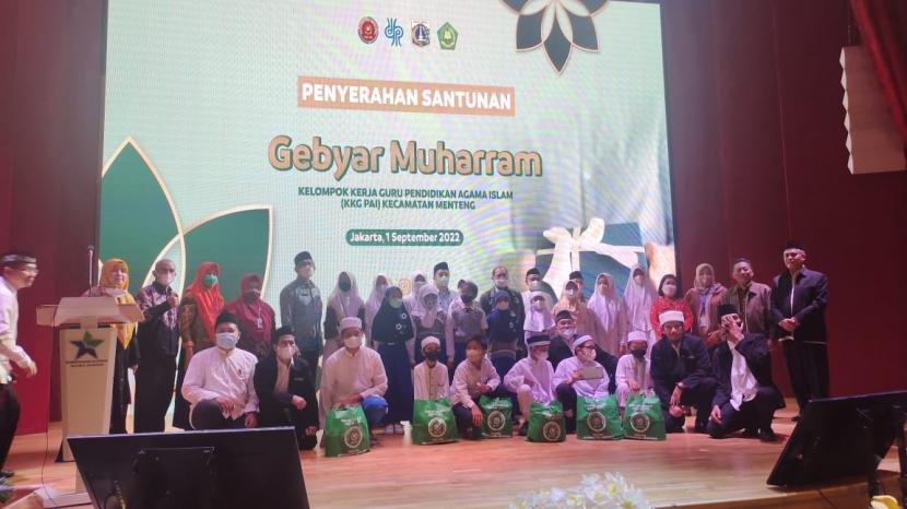 Kelompok Kerja Guru Pendidikan Agama Islam (KKG-PAI) Kecamatan  Menteng, Jakarta Pusat mengadakan Gebyar Muharram berupa pemberian santunan kepada 200 anak yatim, Kamis (1/9/2022).