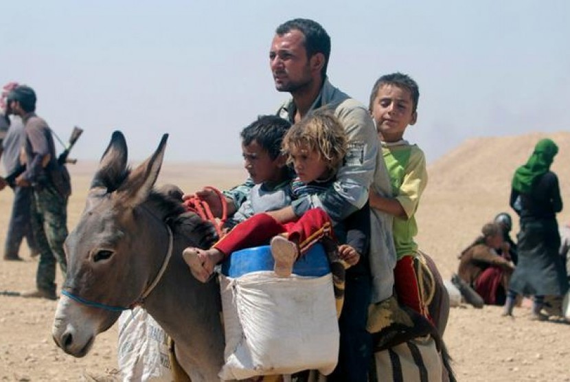 Kelompok minoritas Yazidi di Irak mengungsi akibat takut dengan ancaman milisi ISIS.