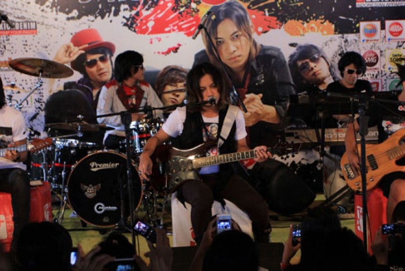 Kelompok musik dengan genre Japanesse rock, J Rocks tampil dalam mini konser bertajuk 