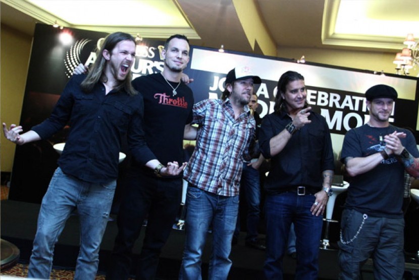  Kelompok musik Rock asal Florida, Amerika Serikat , Creed melakukan jumpa pers jelang konser di Jakarta, Sabtu (3/11) malam. 