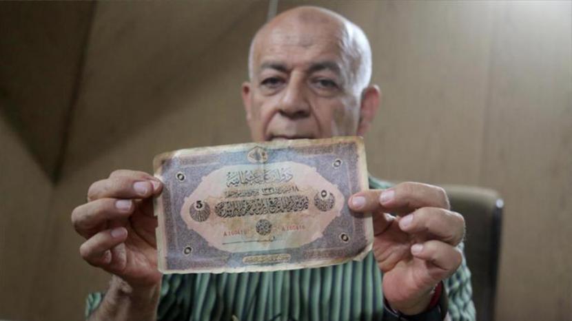 Keluarga Al Aloul menyimpan uang di brankas besi untuk seorang tentara Ottoman yang tidak disebutkan namanya selama lebih dari satu abad.
