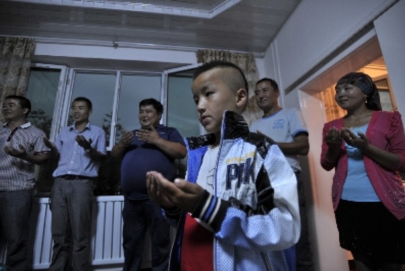Keluarga Muslim Uighur di Xinjiang.