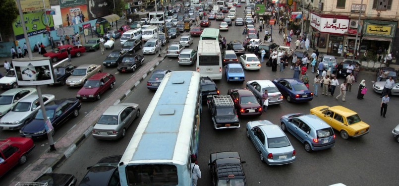 Kemacetan lalu lintas di jalanan kota Kairo, Mesir