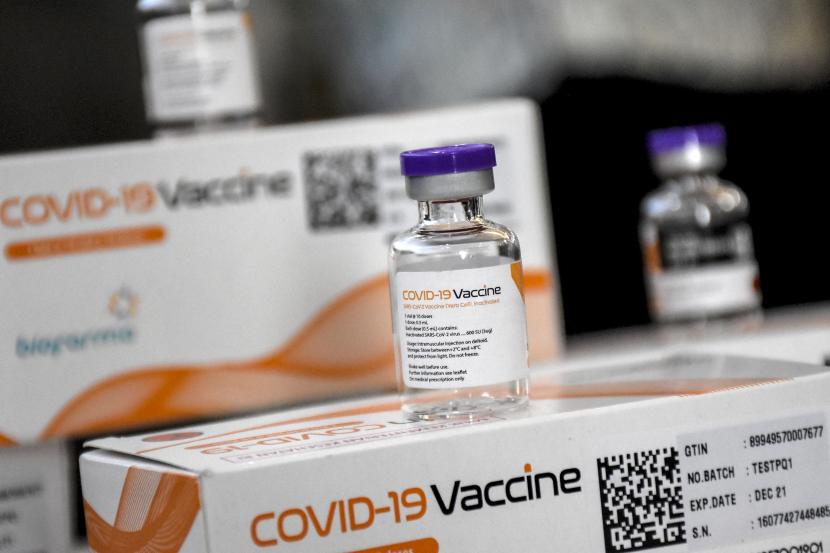 undang undang menolak vaksin