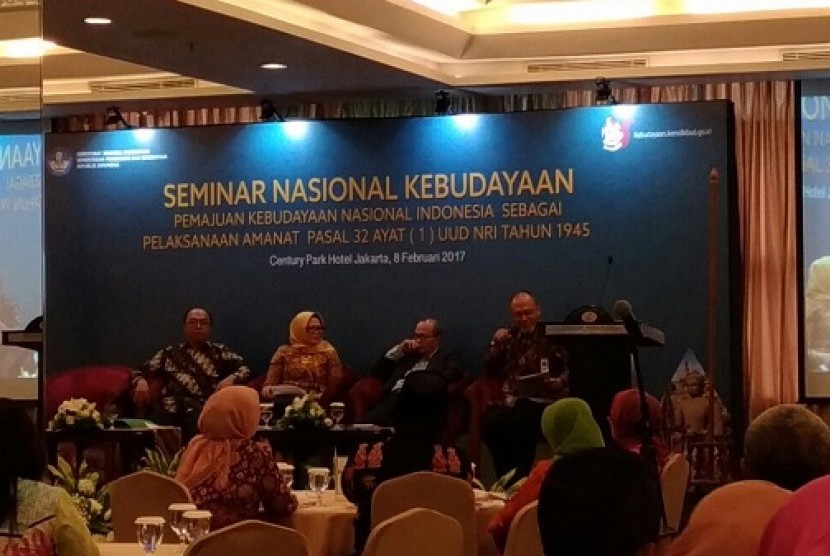 Kemdikbud Gelar Seminar Nasional Kebudayaan di Century Park Hotel, Senayan, Rabu (8/2).