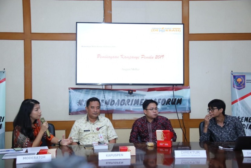 Kemendagri menggelar Kemendagri Media Forum  (KMF) yang di gelar, Jumat (8/2), di Press Room Gedung A Kementrian Dalam Negeri, Jakarta Pusat.