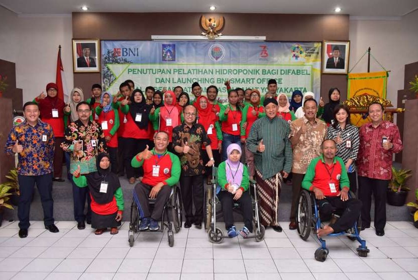 Kemendes PDTT menggelar pelatihan budidaya sayuran hidroponik bagi para penyandang disabilitas atau kaum difabel di Sleman, Yogyakarta, Jumat (30/8). 