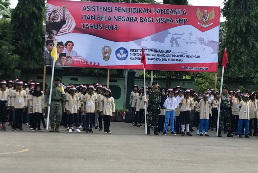 Kemendibud dan TNI bekerja sama selenggarakan kegiatan asistensi pendidikan.