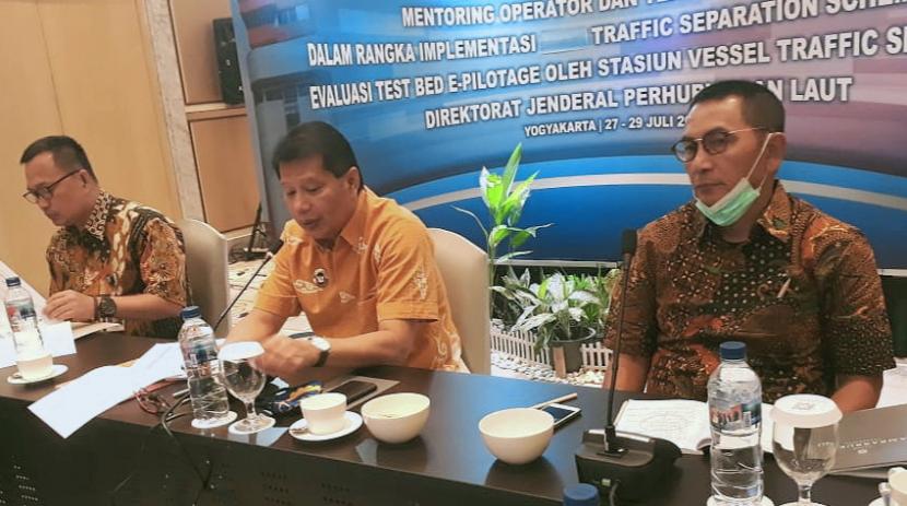 Kemenhub evaluasi uji coba e-pilotage di 4 VTS Pelaksanaan uji coba E-Pilotage pada 4 VTS secara umum berjalan dengan baik dan lancar.