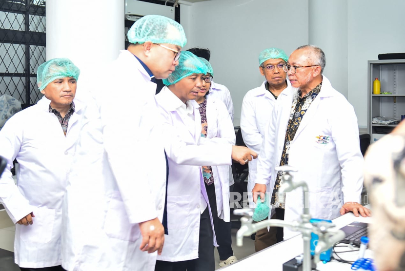 Kemenhut dan IPB mengembangkan biobank untuk satwa liar terancam punah.