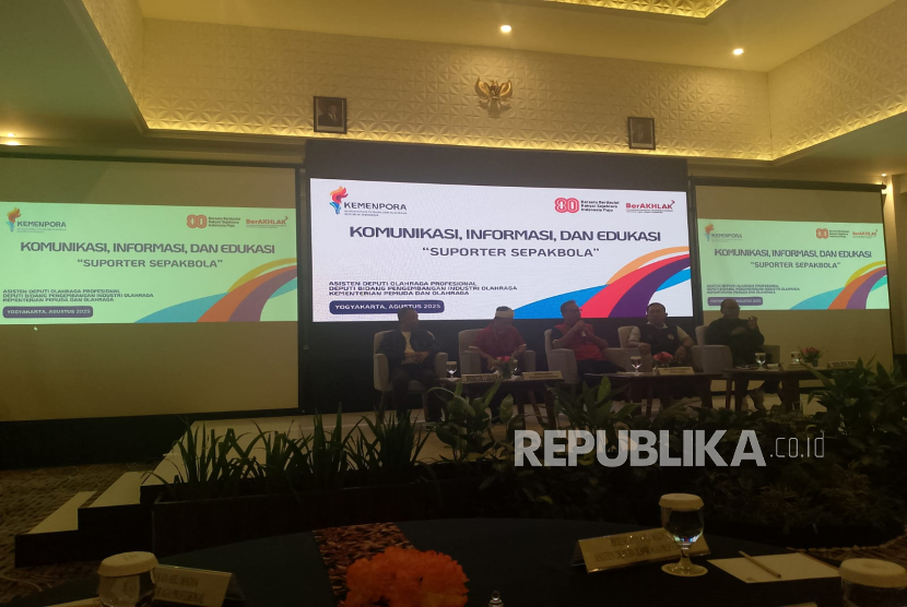 Kemenpora melalui Deputi Bidang Pengembangan Industri Olahraga, Kemenpora kembali menggelar kegiatan Komunikasi, Informasi, dan Edukasi (KIE) Suporter Bola di Kota Yogyakarta, Jumat (22/8/2025).