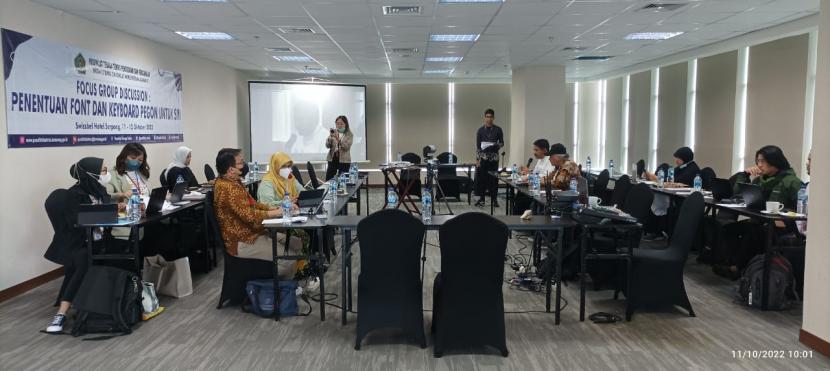Kementerian Agama lewat Pusdiklat Teknis Pendidikan dan Keagamaan Badan Litbang dan Diklat menyelenggarakan Focus Group Discussion dengan tema Penentuan Font dan Keyboard Pegon untuk Standar Nasional Indonesia (SNI).