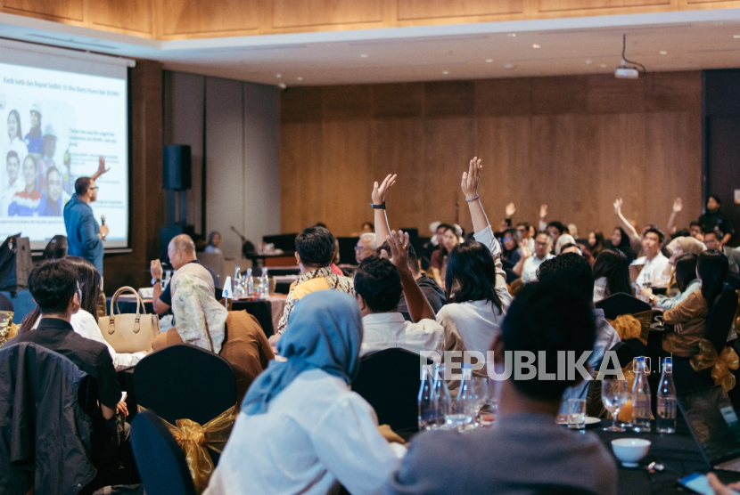Kementerian Badan Usaha Milik Negara (BUMN) mengakselerasi transformasi komunikasi dengan menggelar Workshop Komunikasi dan Optimasi AI untuk Komunikasi Media Sosial di Bali, Selasa (13/5/2025).