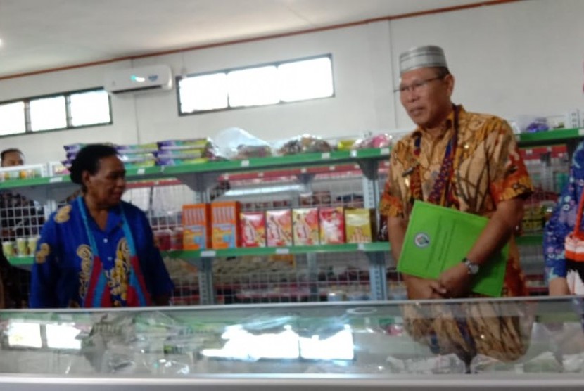 Kementerian Desa Pembangunan Daerah Tertinggal dan Transmigrasi (Kemendes PDTT) meresmikan program pengembangan kawasan pedesaan argpolitan di Desa Sidey, Manokwari, Papua Barat Kamis (10/7). 