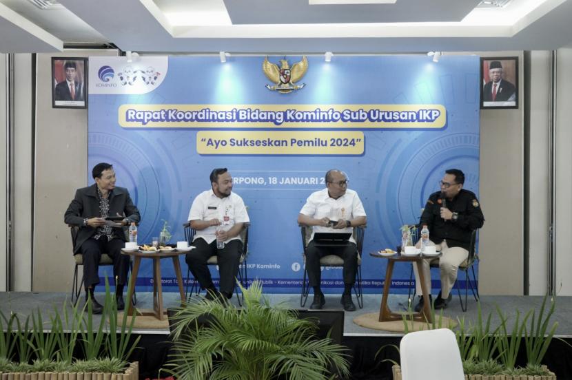 Kementerian Kominfo bekerja sama dengan Komisi Pemilihan Umum, Dewan Kehormatan Penyelenggara Pemilu, Badan Pengawas Pemilihan Umum, hingga Kepolisian Republik Indonesia untuk mendukung Pemilu Serentak 2024.