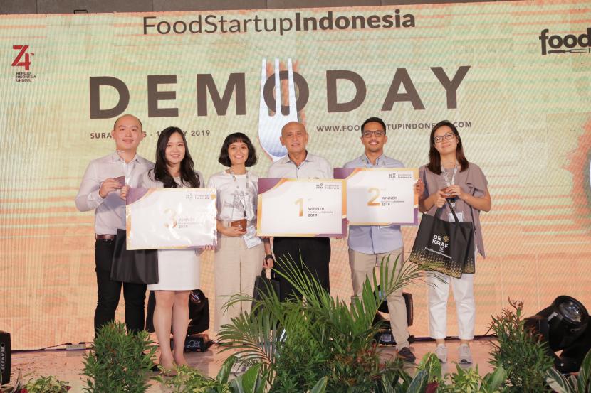 Kementerian Pariwisata dan Ekonomi Kreatif/Badan Pariwisata dan Ekonomi Kreatif mengumumkan 100 finalis program FoodStartup Indonesia (FSI) 2020 yang berhak mengikuti Demoday yang akan digelar di Bali pada Oktober 2020. 