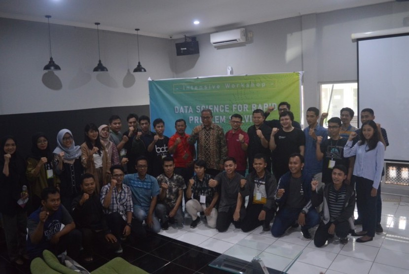Kementerian Pemuda Olahraga (Kemenpora) bersama Telkom Indonesia menggelar pelatihan Data Scientist pada 4-6 Desember 2019 di Digital Innovation Lounge (DILo) Yogyakarta.