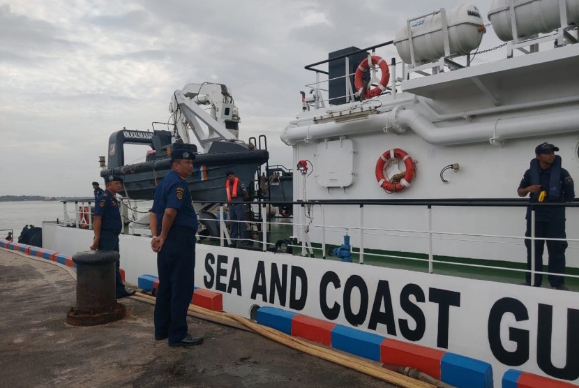Kementerian  Perhubungan kembali mengirimkan Kapal Patroli KN. Kalimasada-P.115 milik Kesatuan Penjagaan Laut dan Pantai (KPLP) Ditjen Perhubungan Laut ke perairan Natuna, Kepulauan Riau.