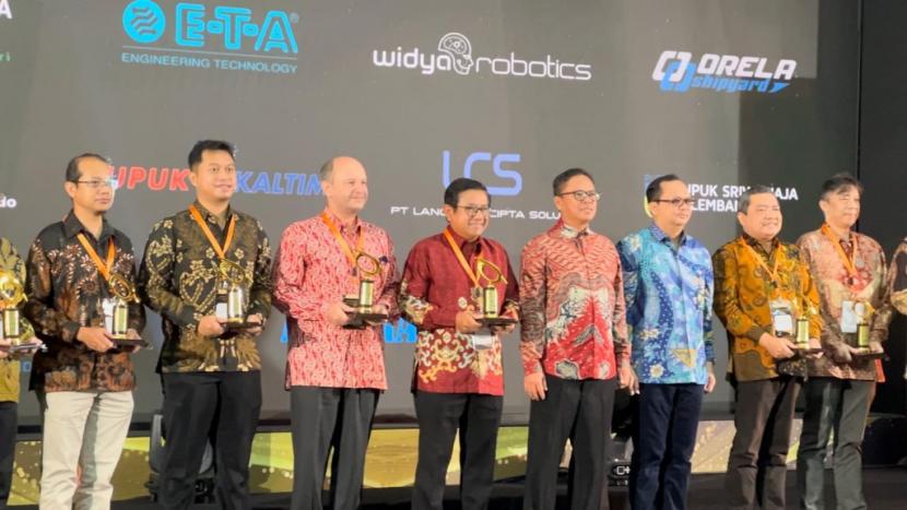 Kementerian Perindustrian Republik Indonesia bersama Badan Standarisasi dan Kebijakan Jasa Industri (BSKJI) menyelenggarakan Penghargaan Rintisan Teknologi Industri (RINTEK). 