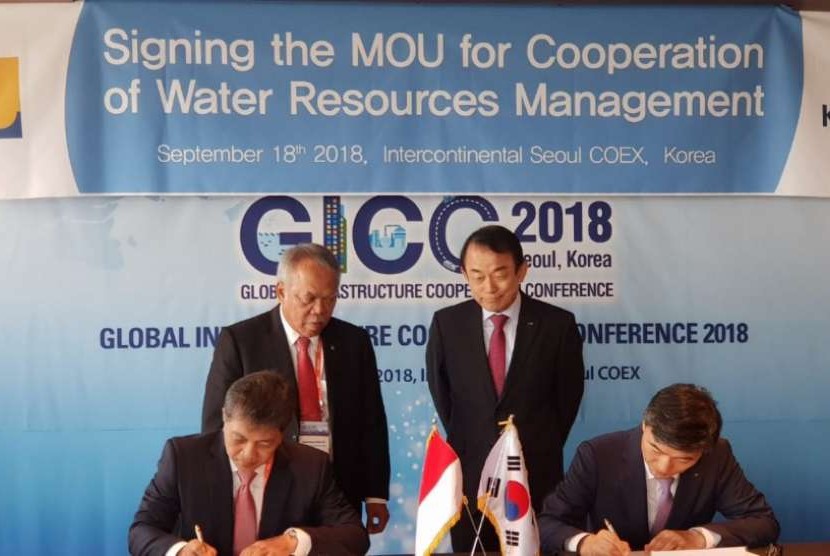 Kementerian PUPR dengan Korea Water Resources Corporation (K-Water) menandatangani Nota Kesepahaman (MoU) kerja sama di bidang pengelolaan sumber daya air