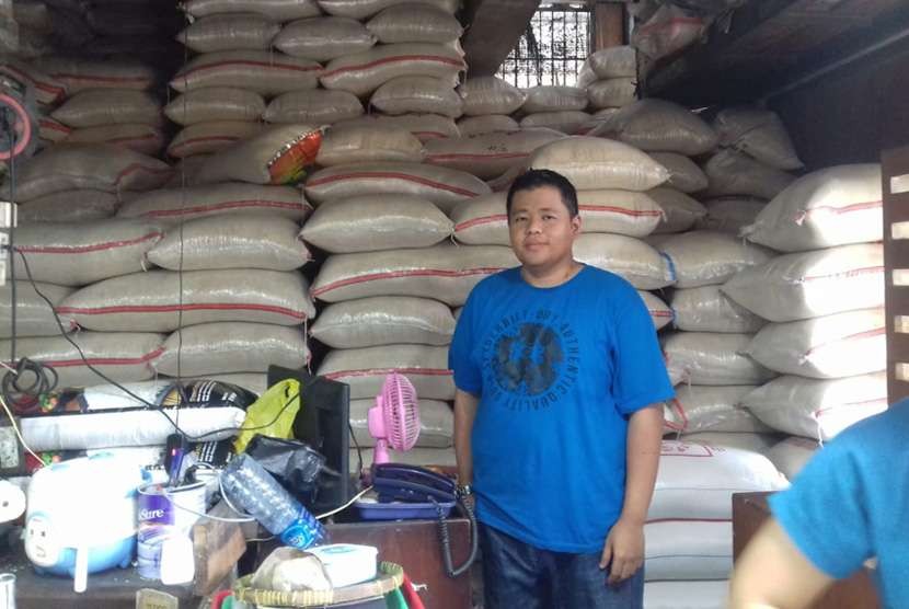 Pedagang beras di pasar (Ilustrasi).