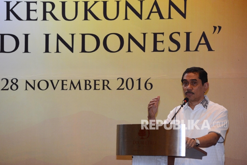 Kepala Badan Nasional Penanggulangan Teroris (BNPT) Suhardi Alius memberikan pemarapan saat menjadi narasumber dalam seminar kerukunan sosial dan agama di Indonesia yang digelar di Jakarta, Senin (28/11).