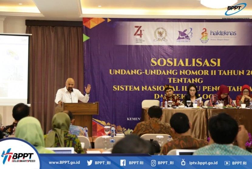 Kepala Badan Pengkajian dan Penerapan Teknologi (BPPT) Hammam Riza dalam acara pembukaan Peringatan Hari Kebangkitan Teknologi Nasional (Hakteknas) ke-24 yang digelar di Denpasar, Bali.