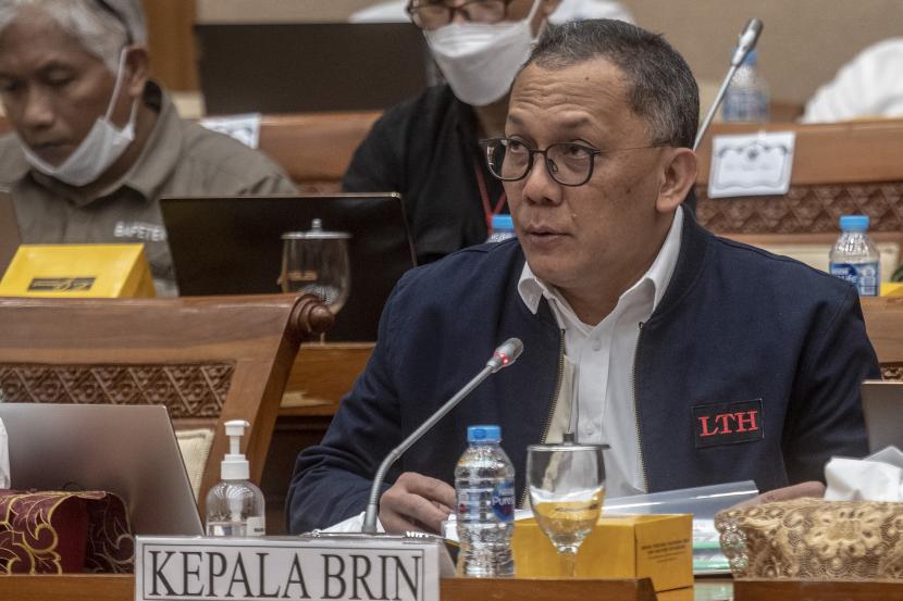 Kepala Badan Riset dan Inovasi Nasional (BRIN) Laksana Tri Handoko. Anggota Komisi VII DPR sebut pencopotan Kepala BRIN jadi langkah penyelematan.