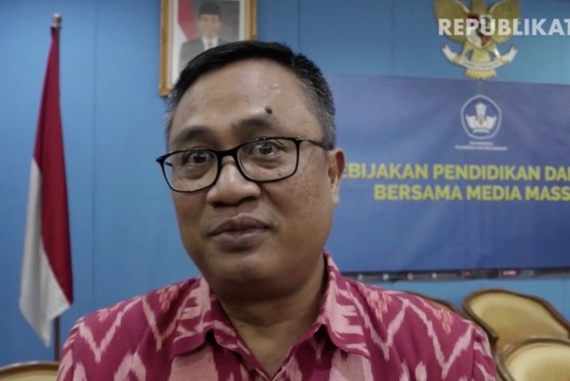  Kepala Badan Standar Nasional Pendidikan Bambang Suryadi