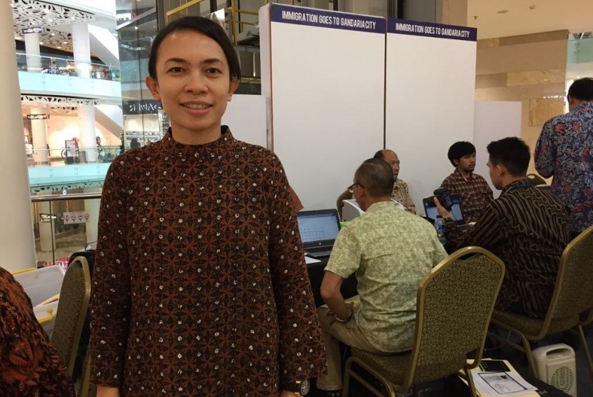Kepala Bidang Lalu Lintas dan Status Keimigrasian Direktorat Jenderal Imigrasi Jakarta Selatan, Marina Magdalena Harahap 