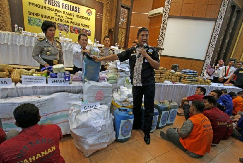 [ilustrasi] Polda Sumut memperlihatkan sejumlah barang bukti kejahatan narkoba saat gelar kasus narkoba di Medan, Sumatra Utara.