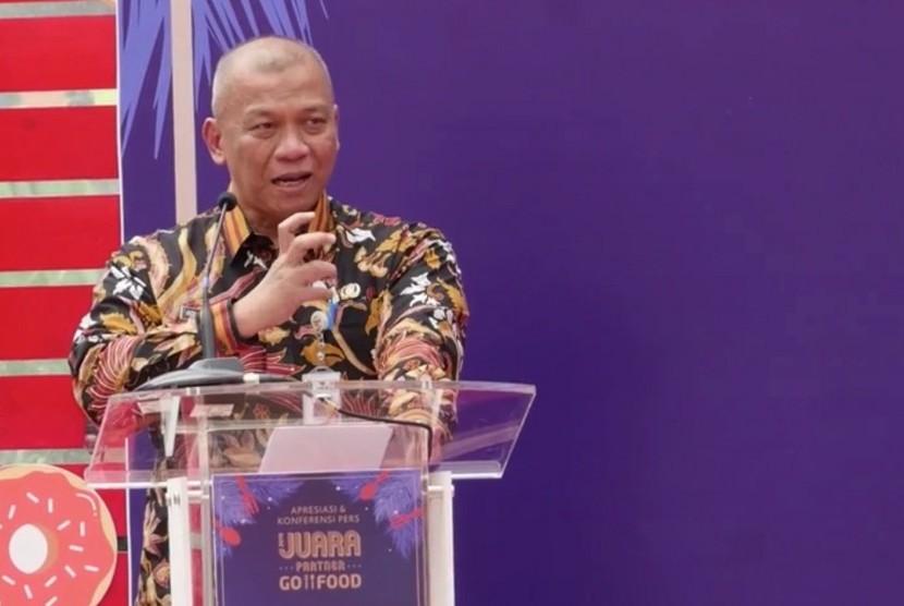 Kepala Dinas Koperasi, Usaha Kecil dan Menengah Serta Perdagangan, Adi Ariantara 