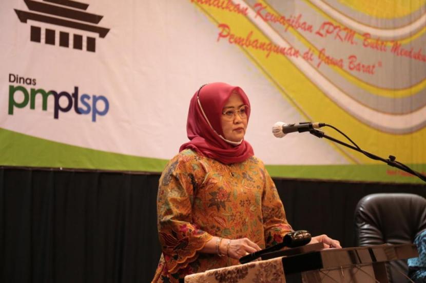 Kepala Dinas Penanaman Modal dan Pelayanan Terpadu Satu Pintu (DPMPTSP) Jawa Barat Noneng Komara