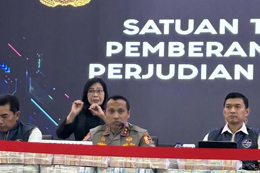 Kepala Divisi Profesi dan Pengamanan (Kadiv Propam) Polri Irjen Pol. Syahardiantono di Mabes Polri, Jakarta Selatan, Jumat (21/6/2024)