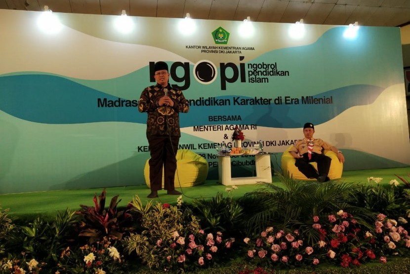 Kepala Kantor Wilayah DKI Jakarta Saiful Mujab memberikan arahan dalam acara Ngobrol Pendidikan Islam di Buperta Cibubur, Rabu (27/11). 