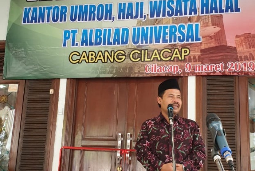 Kepala Kementerian Agama Kabupaten Cilacap,  Imam Thobroni SAg meresmikan kantor Cabang Albilad Cilacap.