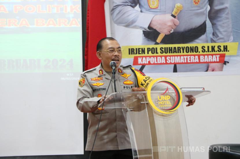 Kepala Kepolisian Daerah Sumatra Barat (Kapolda Sumbar) Irjen Suharyono.