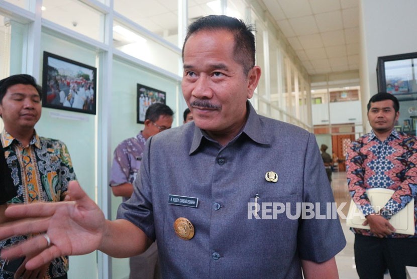 Kepala Kesbangpol Provinsi Jawa Barat yang juga Penjabat Sementara Wali Kota Bekasi, R Ruddy Gandakusuma menyambangi Humas Pemerintah Kota Bekasi, Kamis (15/2).