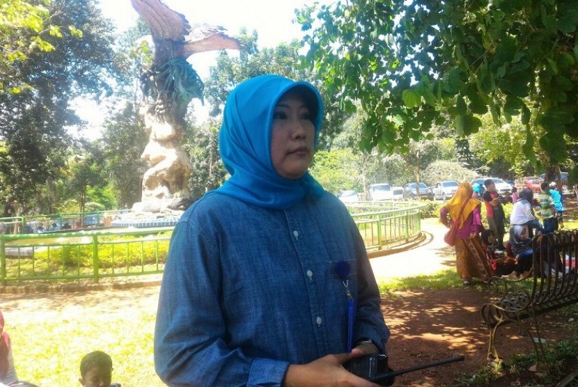 Kepala Pengelola Taman Margasatwa Ragunan, Dina Himawati