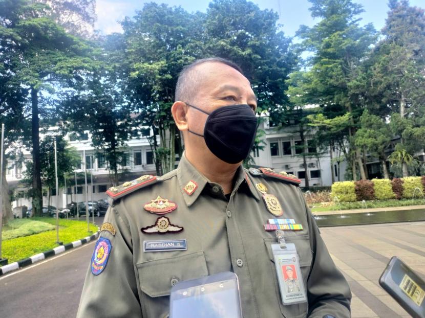 Kepala Satuan Polisi Pamong Praja (Satpol PP) Kota Bandung Rasdian Setiadi. 