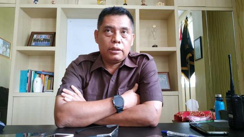 Kepala Satpol PP Kota Surabaya, Eddy Christijanto menerima laporan telah terjadi kegiatan pengangkutan barang bukti keluar gudang penyimpanan tanpa seizinnya. Eddy pun segera melakukan tindakan penghentian dan pelaporan kepada Kejari Surabaya untuk dilakukan proses hukum.