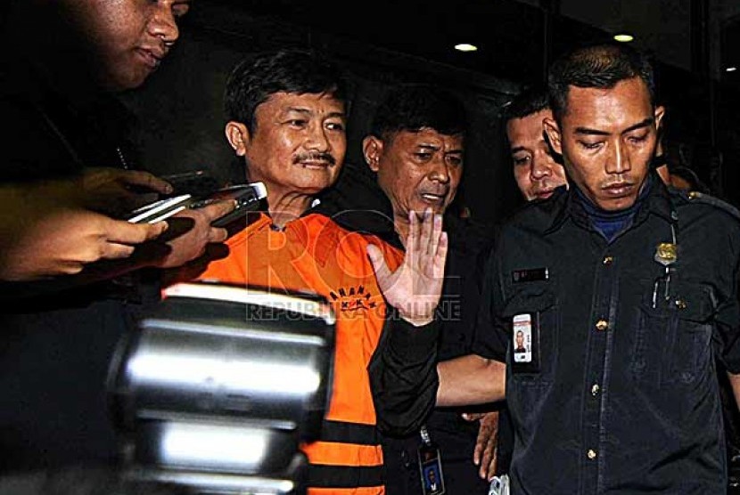 Kepala SKK Migas Rudi Rubiandini usai menjalani pemeriksaan di Gedung KPK, Jakarta, Rabu (14/8). 